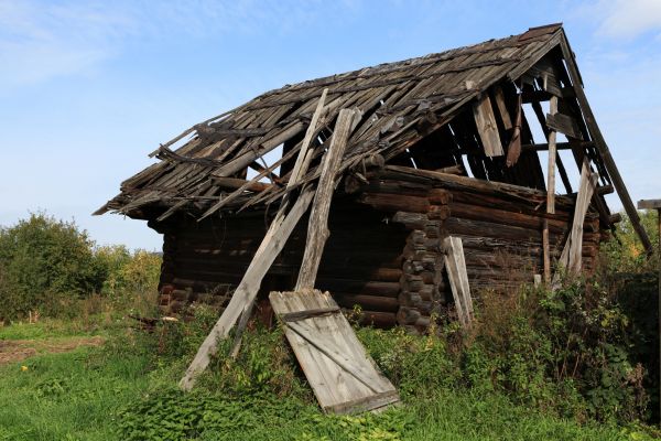 Pole Barn Demolition in Bonita Springs